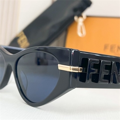 Fendi sunglass-514